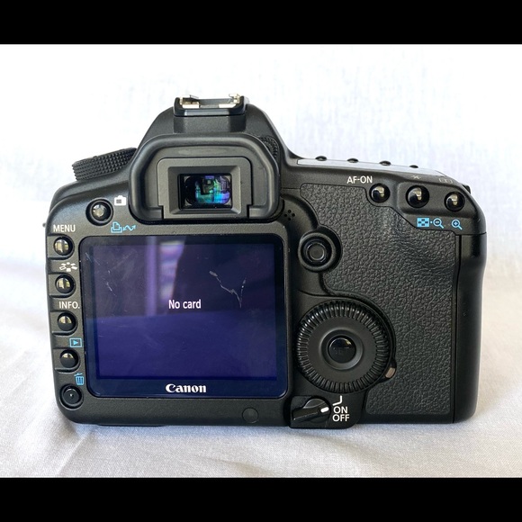 Canon 5D Mark II - Picture 6 of 9